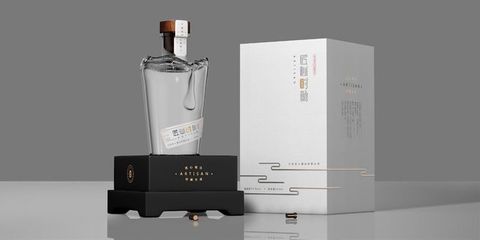 悟境創(chuàng)意丨匠心造物，酒韻天成——匠人酒業(yè)白酒包裝設計的哲學與美學